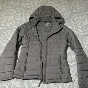 Abercrombie and Fitch Lightweight Puffer Jacket. Size S